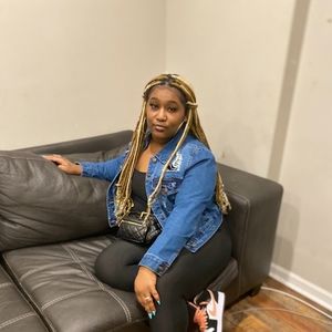 Meet your Posher, Carnation